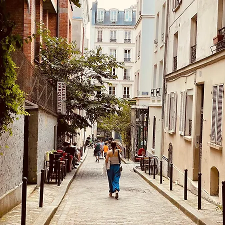 Welcome To Montmartre Apartamento París